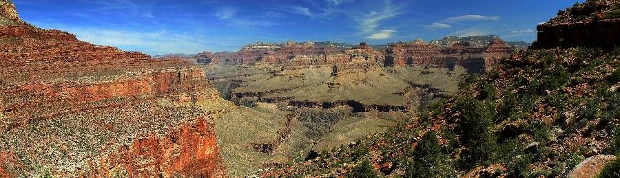 pano from top portion of the Hermit Trail - scroll L-R to view it 
all (4168 x 1200 pixels, 2.1mb)